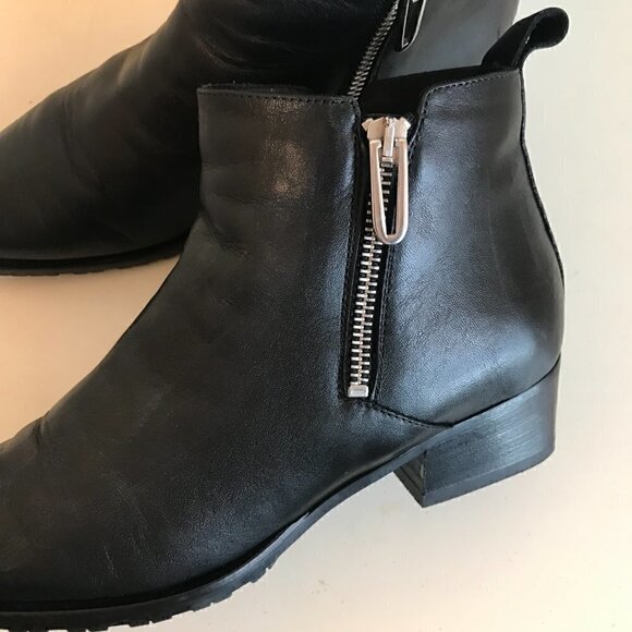 Aquatalia Nadie Black Leather Waterproof Ankle Boot Size 7 - Picture 6 of 10